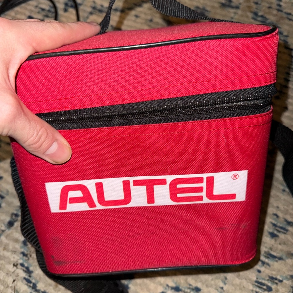 Autel 5 line laser and case unused